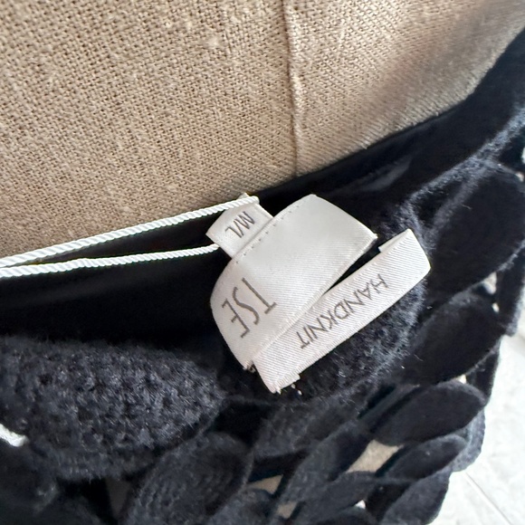 TSE Circular Handknit Top in Black Size M/L - Picture 6 of 7